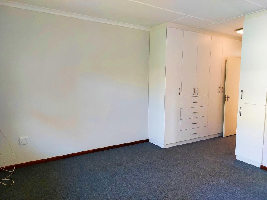 3 Bedroom Property for Sale in Meedingsride Western Cape